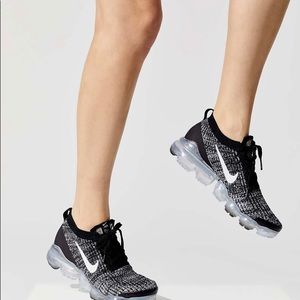 Authentic Women’s Nike Vapormax Flyknit 3